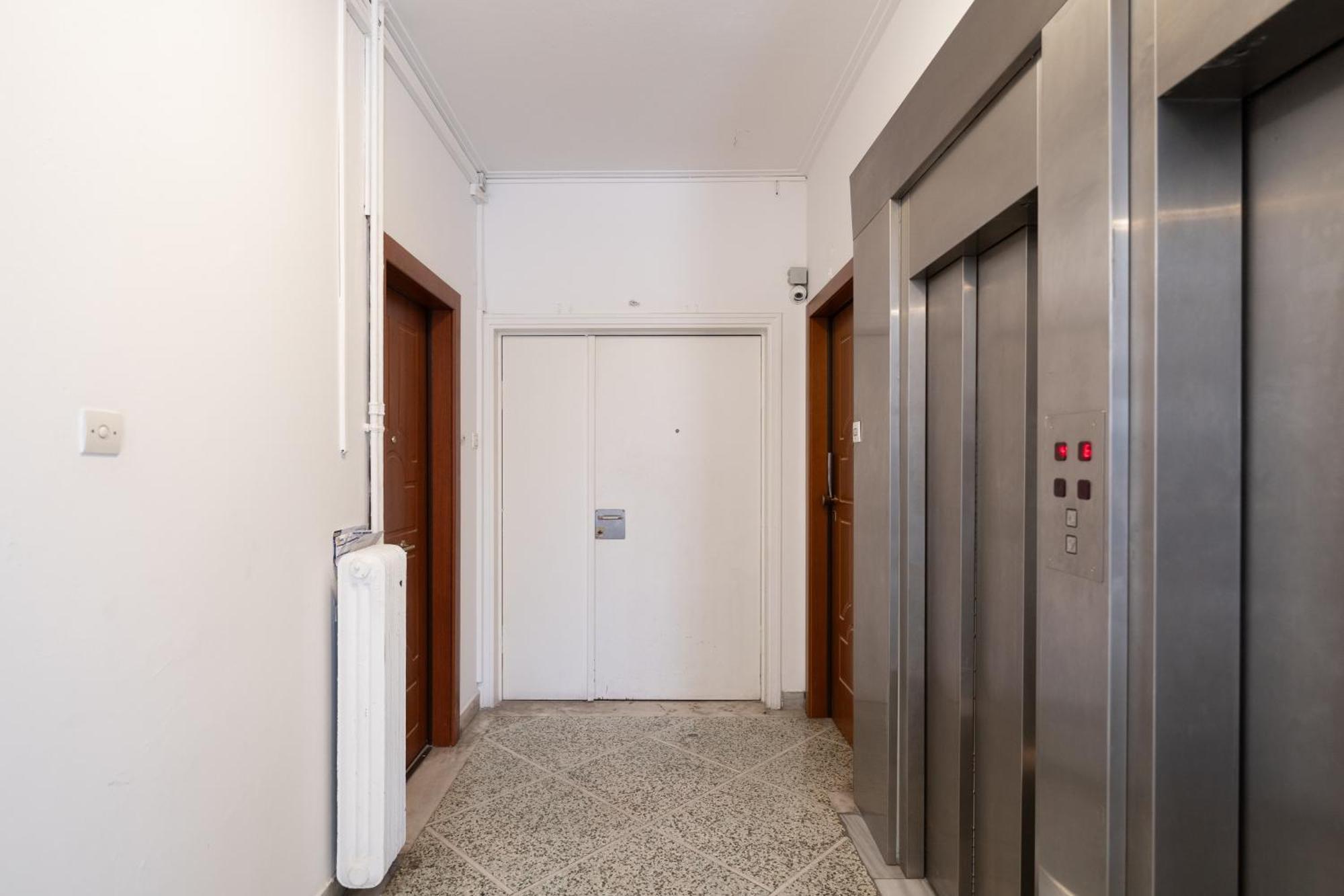 Retreat, Stylish 1-bedroom With Full Amenities * Athen