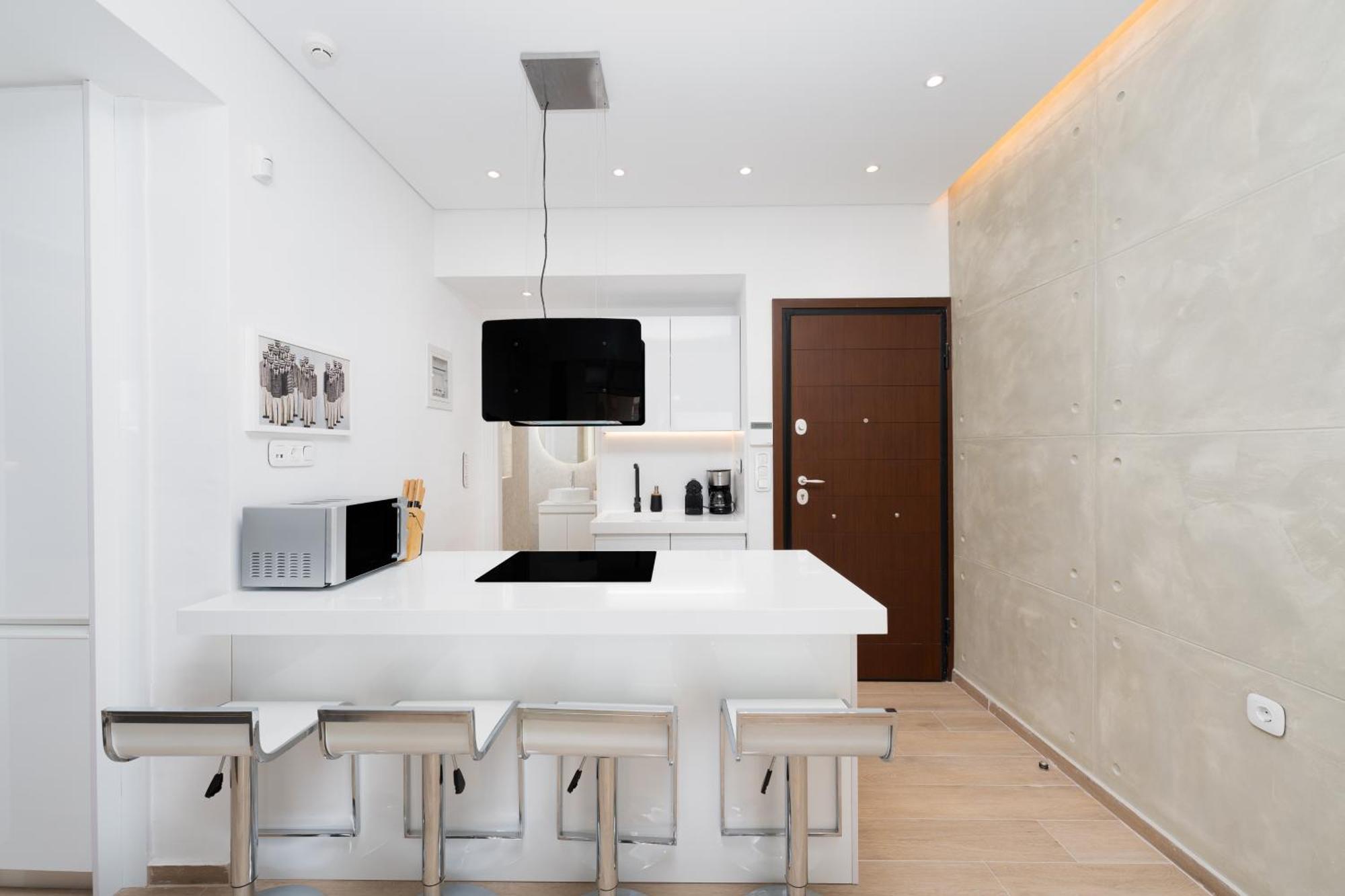 Apartment Retreat, Stylish 1-bedroom With Full Amenities Athens